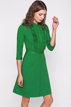 Повседневное зеленое платье