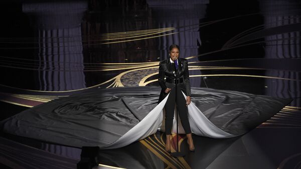 Дженнифер Хадсон на церемонии вручения премии Оскар