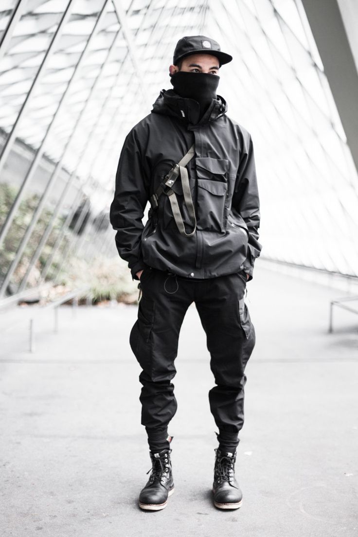 Street Goth — новый стиль, захватывающий уличную моду, фото № 6