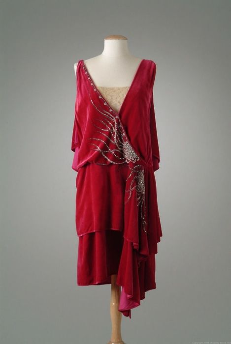 Все оттенки красного в моде 1920-х годов, фото № 30