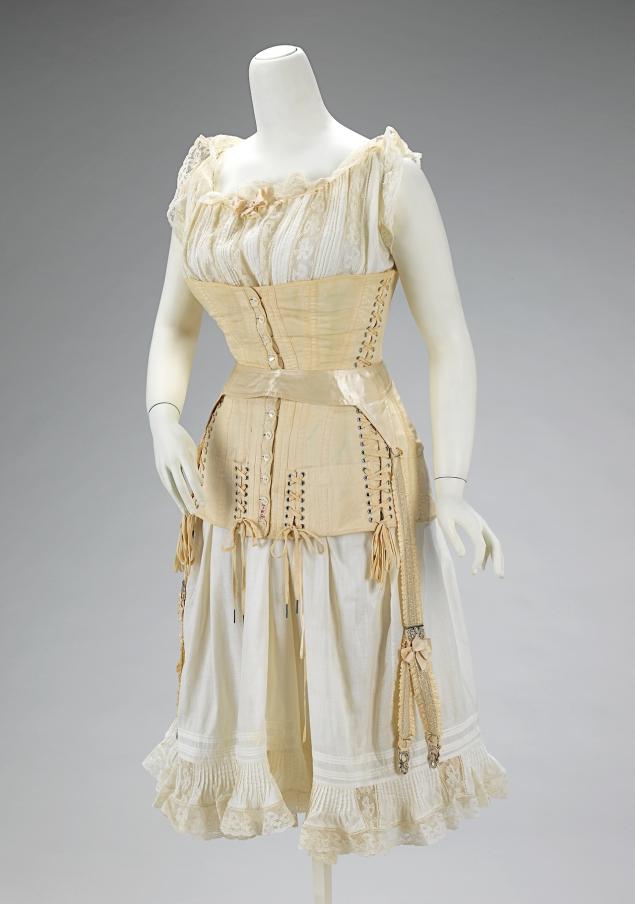 Свадебные платья - 200 лет истории, фото № 27