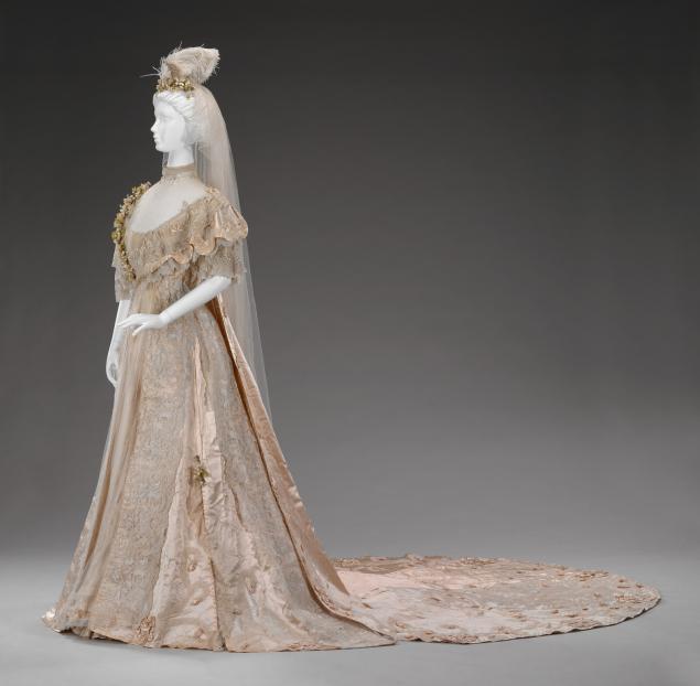 Свадебные платья - 200 лет истории, фото № 31