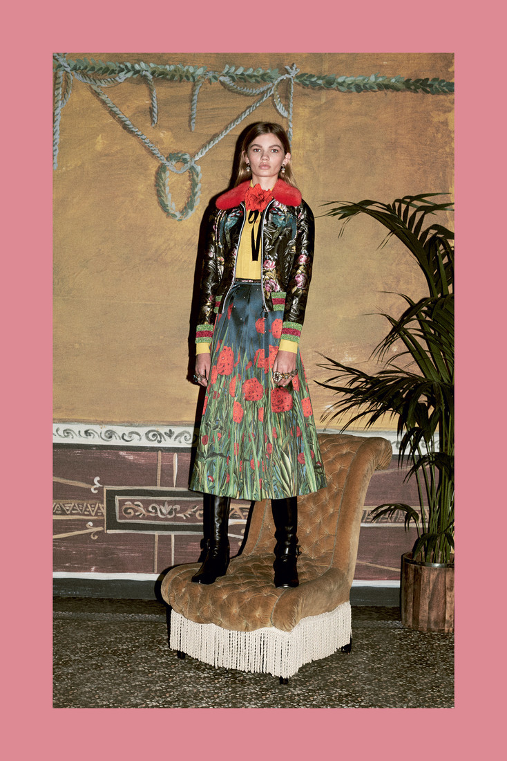 Цветное хулиганство Alessandro Michele: буйство креатива в коллекции Gucci Pre-Fall 2016, фото № 31