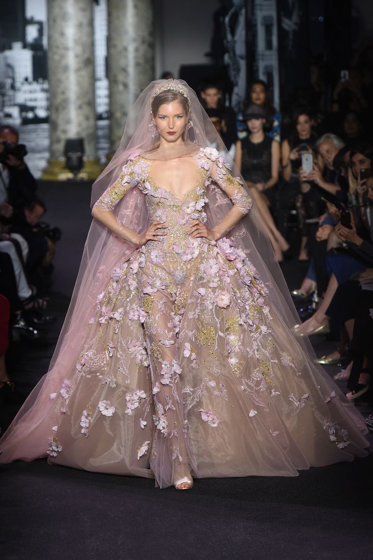 Elie Saab. Коллекция одежды осень-зима 2016/17, фото № 46