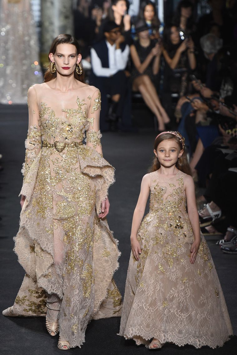 Elie Saab. Коллекция одежды осень-зима 2016/17, фото № 14