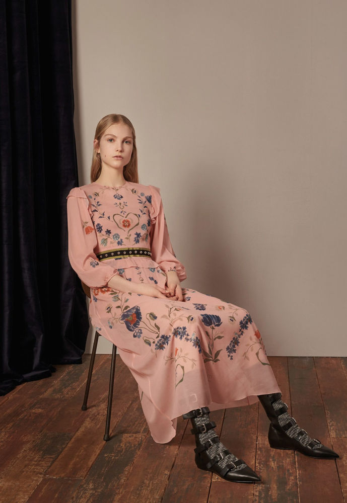 Утонченные образы в коллекции Red Valentino сезона осень-зима 2017/2018 Ready-to-wear, фото № 5