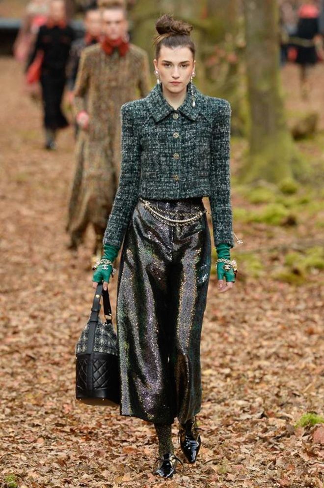 Модный показ Chanel 2018 в лесу, фото № 5