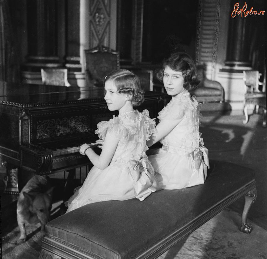 Подборка детских фотографий королевы Елизаветы II. (92 фото), фото № 76