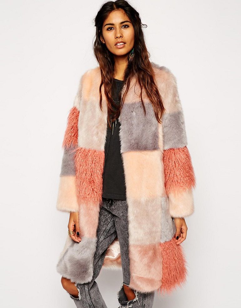 Выбираем яркие меховые наряды из розовой норки, зеленого каракуля или красной лисы: прощаемся с осенней хандрой, фото № 48 Выбираем яркие меховые наряды из розовой норки, зеленого каракуля или красной лисы: прощаемся с осенней хандрой, фото № 48