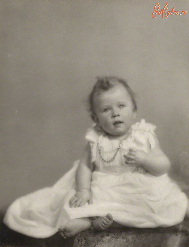 Подборка детских фотографий королевы Елизаветы II. (92 фото), фото № 7