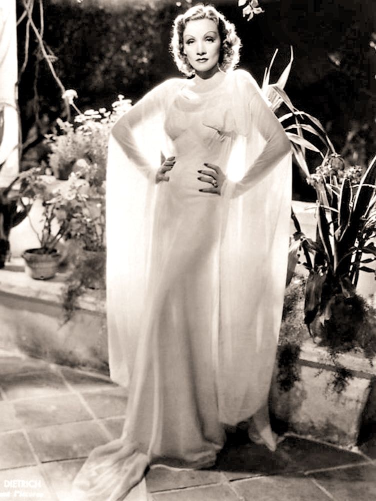 Марлен Дитрих — легендарная звезда кино и стиля, символ новой женственности, фото № 41