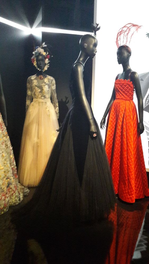 Christian Dior. Couturier du reve — выставка к 70-летию Дома Кристиан Диор в Париже, фото № 32 Christian Dior. Couturier du reve — выставка к 70-летию Дома Кристиан Диор в Париже, фото № 32