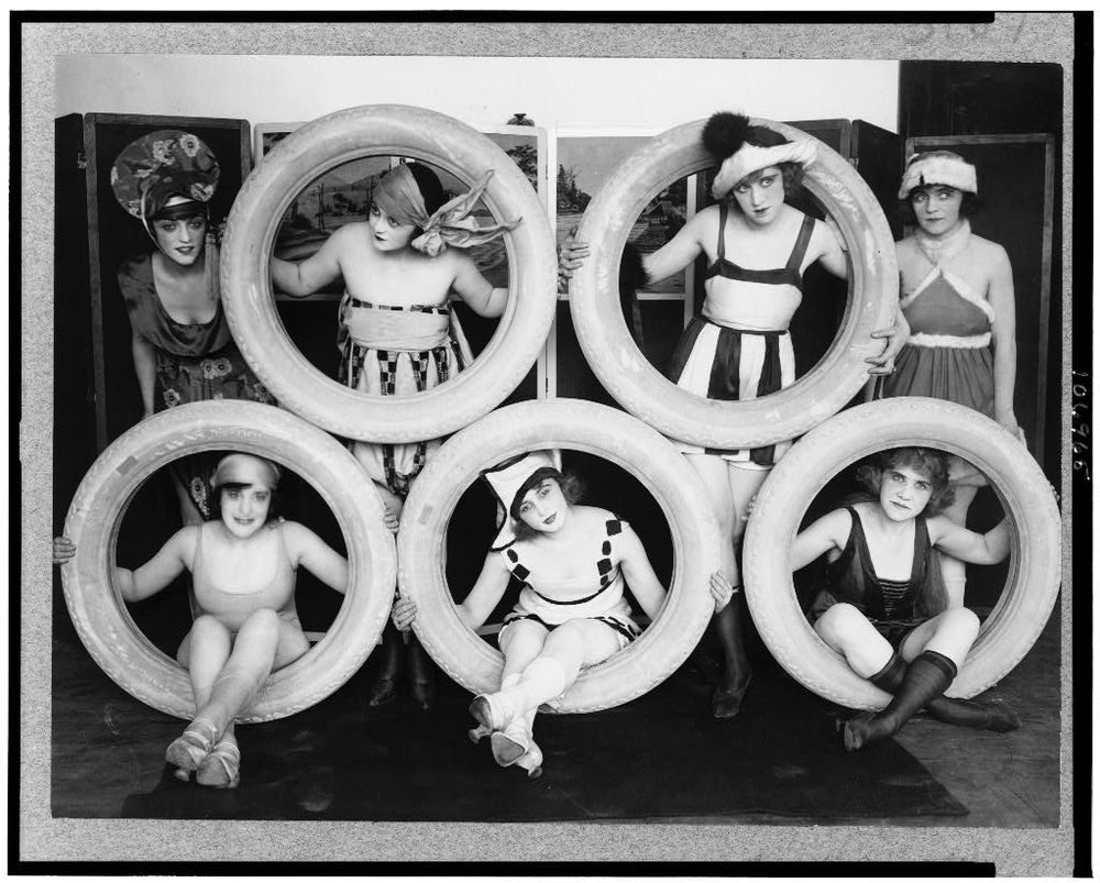 Первые купальные костюмы. 19-начало 20 века., фото № 37