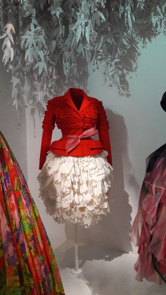 Christian Dior. Couturier du reve — выставка к 70-летию Дома Кристиан Диор в Париже, фото № 14 Christian Dior. Couturier du reve — выставка к 70-летию Дома Кристиан Диор в Париже, фото № 14