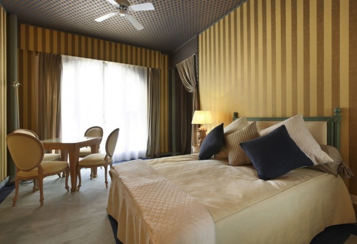 золотые полосы в спальне золотые полосы в спальне