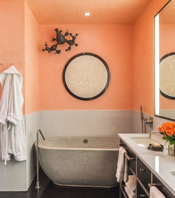 серо-персиковая ванная