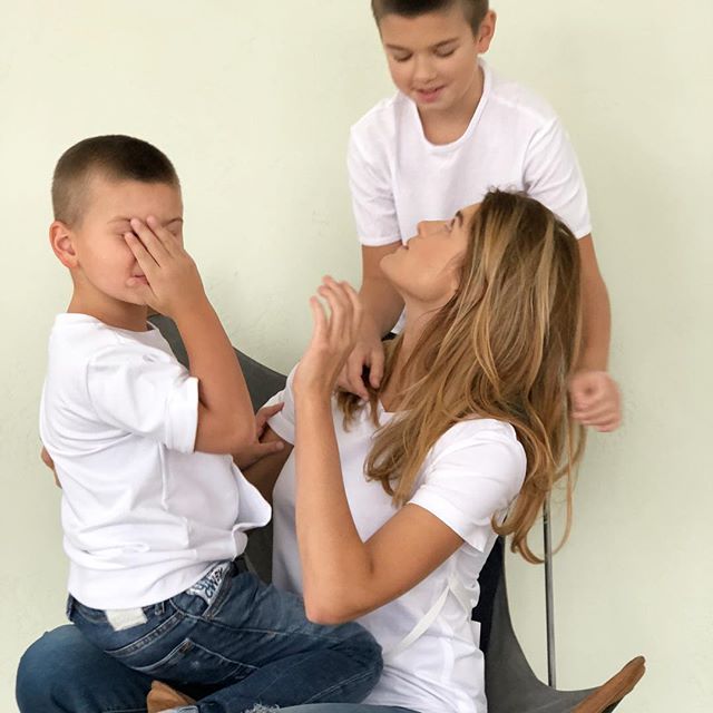 Наталья Гоций с сыновьями