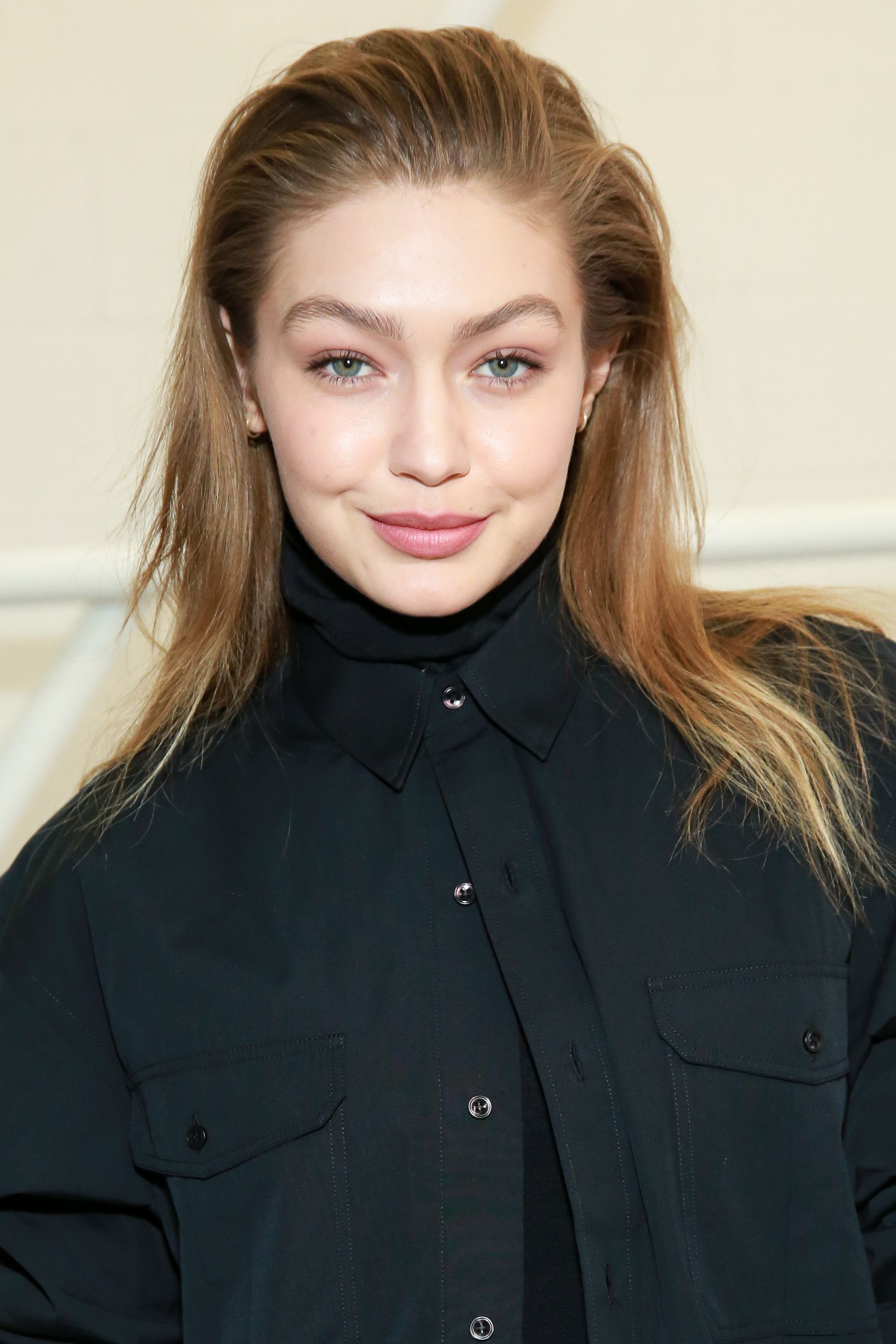 Gigi hadid википедия: Последние новости шоу-бизнеса России и мира,  биографии звезд, гороскопы — huarache-shop.ru