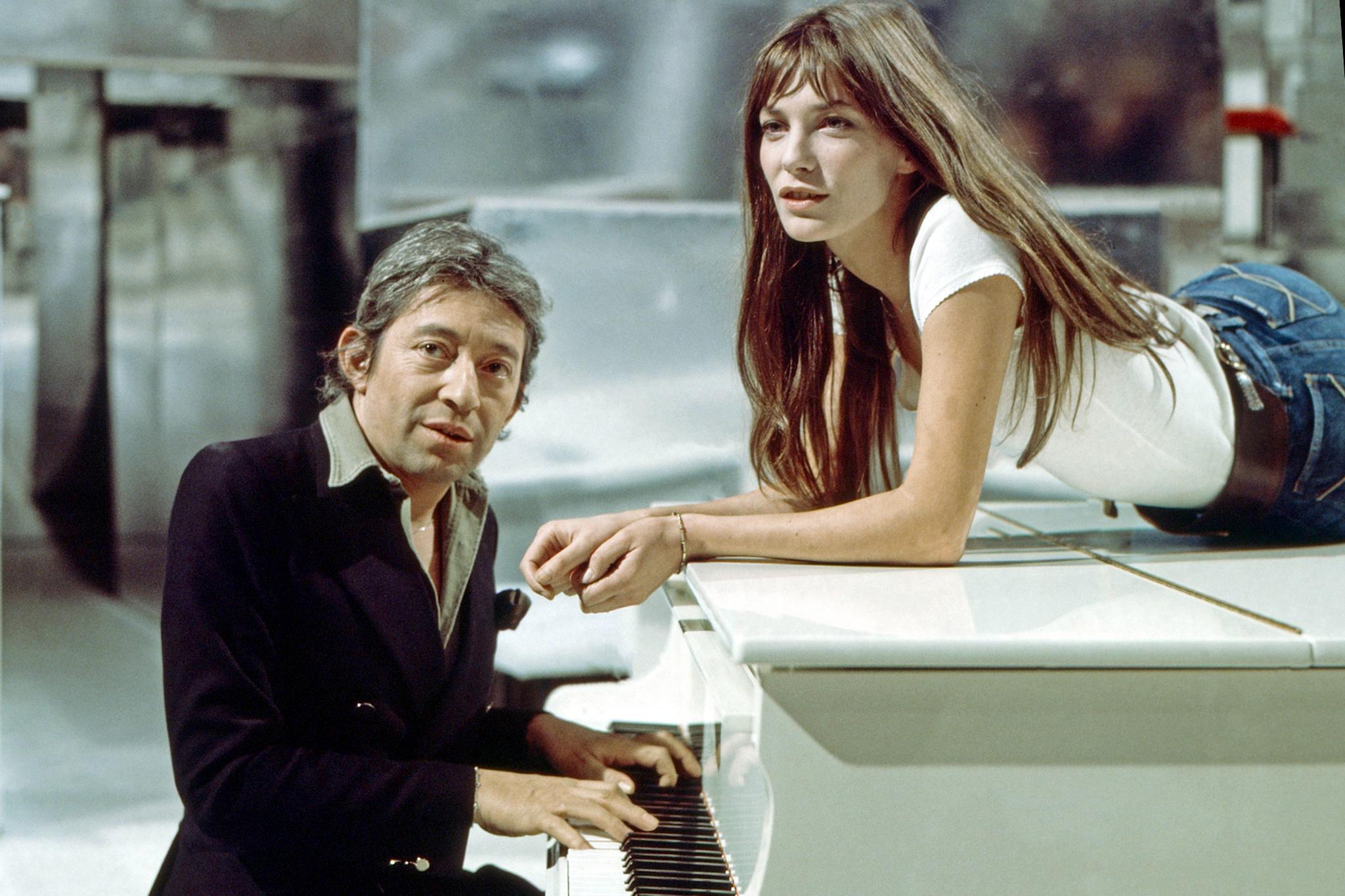 Серж генсбур и джейн биркин. Джейн Биркин и Серж. Jane Birkin & Serge Gainsbourg Джейн Биркин. Jane Birkin & Serge Gainsbourg Серж Генсбур. Ержа Генсбура и Джейн бирки.