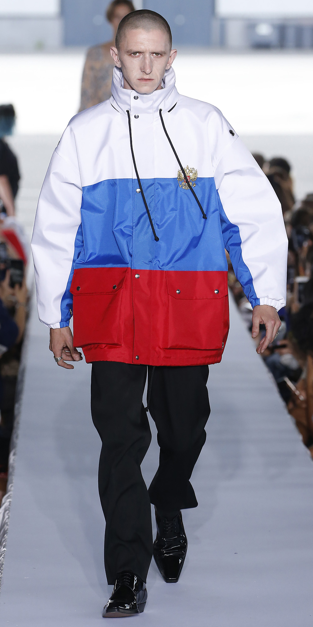 Vetements весна-лето 2019