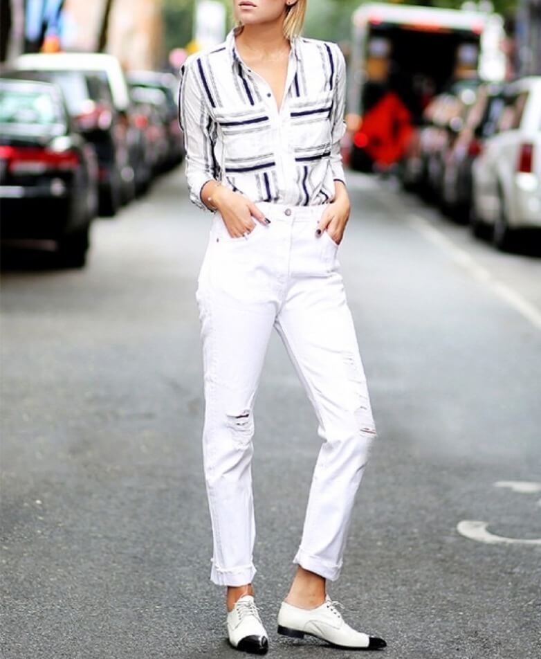 С чем можно носить белые женские джинсы - фото модных образов