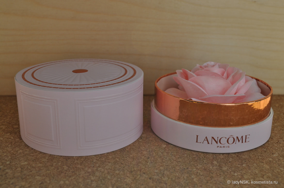 Роза-хайлайтер Lancome La Rose a Poudrer Iridescent Blush Highliter Limited Edition из коллекции Lancome Spring Collection 2017 Absolutely Rose
