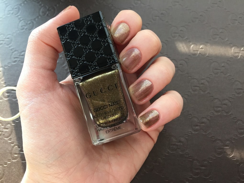 Великолепно сверкающий лак для ногтей или Gucci Nail Bold High-Gloss Lacquer #170 Iconic Gold