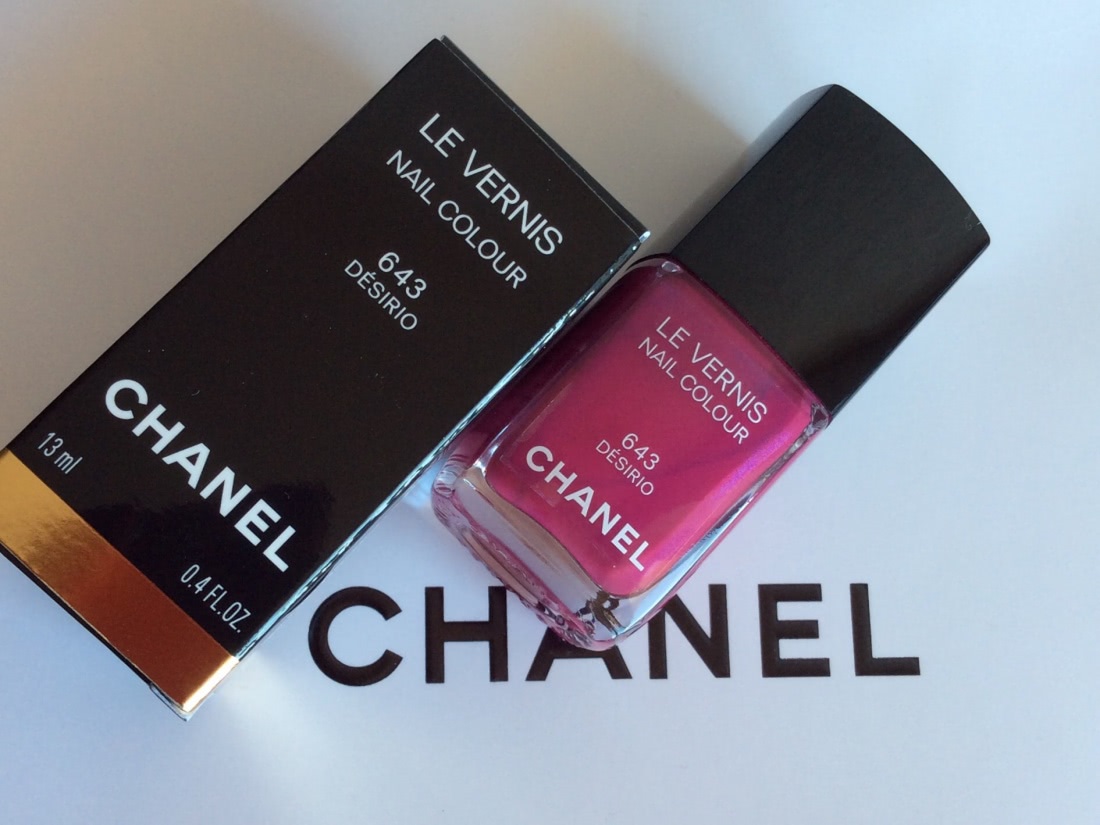 Chanel Le Vernis Nail Colour # 643 Desirio