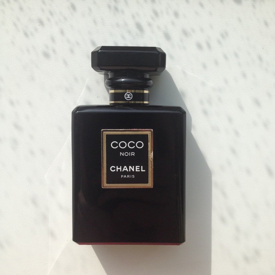 Такие одинаковые, но в то же время разные Coco Mademoiselle Chanel и Coco Noir Chanel