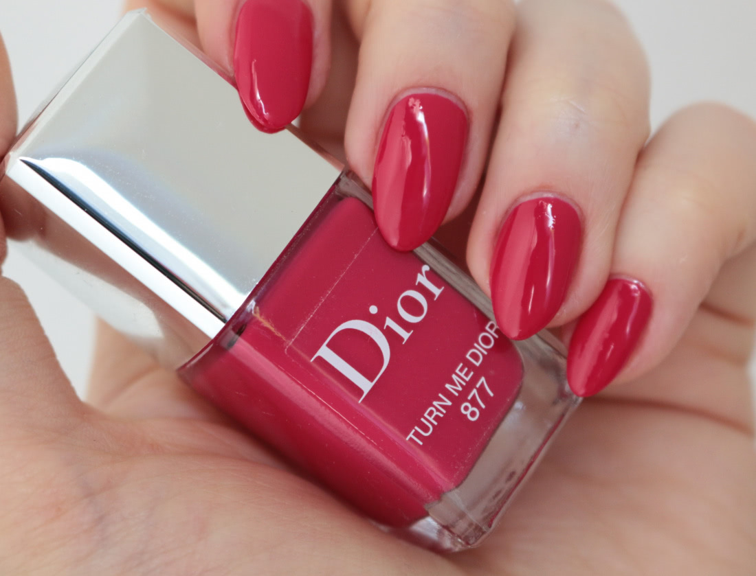 Dior Vernis 877 Turn Me Dior