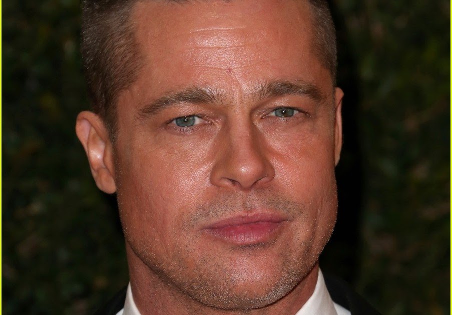 Брэд Питт фильмография. Brad Pitt Joe Black. Внешность Брэда Питта описание. Описание внешности на английском Брэда Питта.