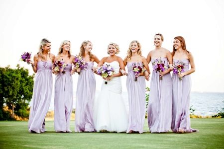 Подружки невесты в лавандовых платьях
