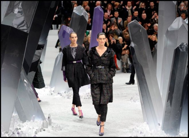 Неделя моды в Париже Chanel
