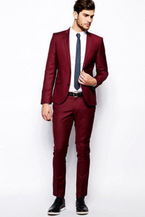 Сочетание бордового цвета в мужской одежде. Бордовый костюм: фасоны и модели