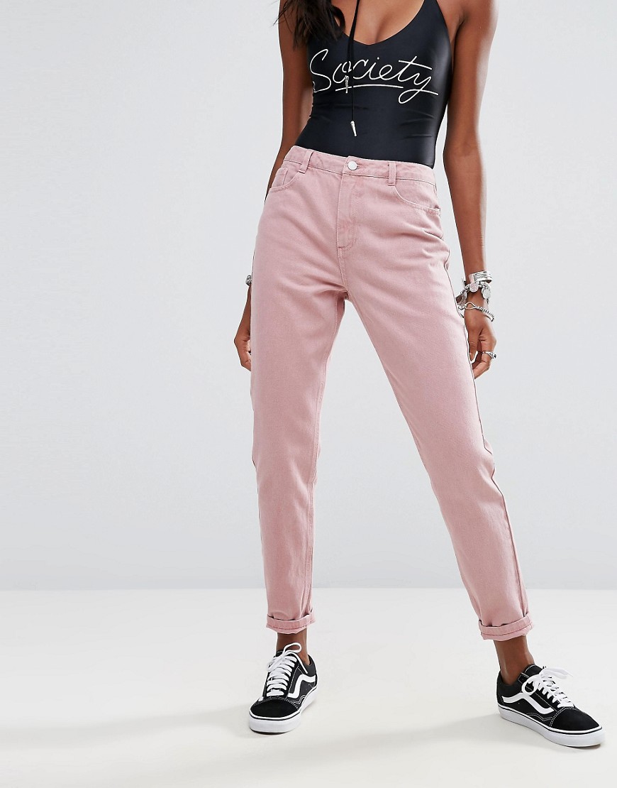 Розовые женские джинсы