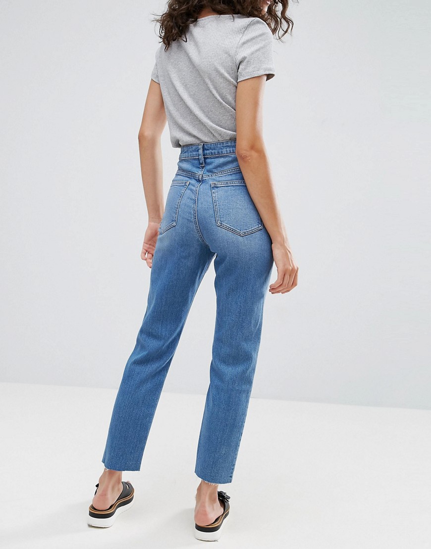 Узкие джинсы в винтажном стиле с завышенной талией