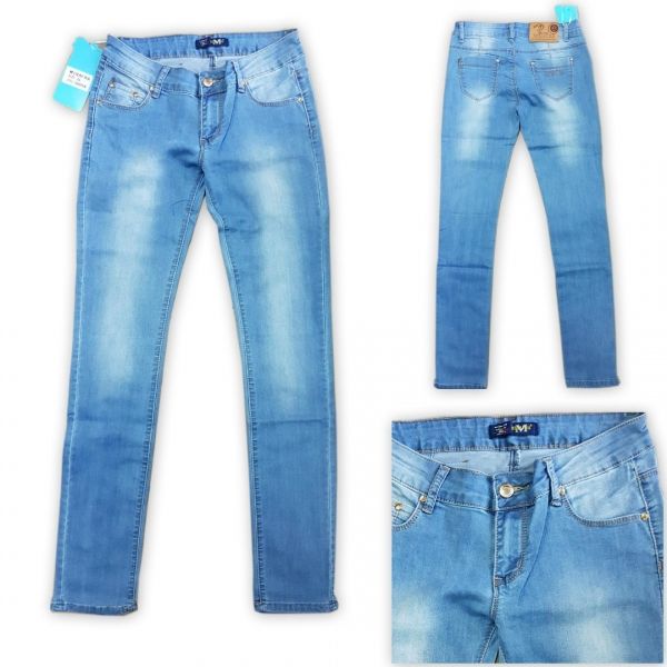 Модные светлые джинсы весенне-летний вариант