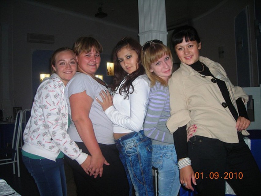 Наталья (в центре) раньше весила 50 кг 