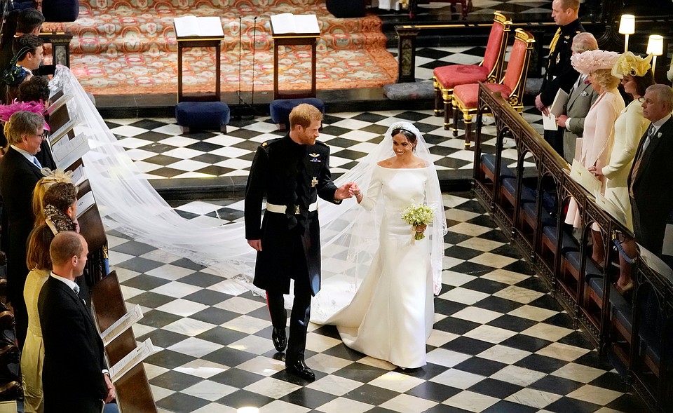 Принц Гарри и Меган - теперь уже муж и жена Фото: REUTERS