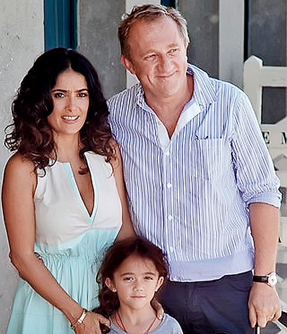сальма хайек с мужем и дочкой фото
