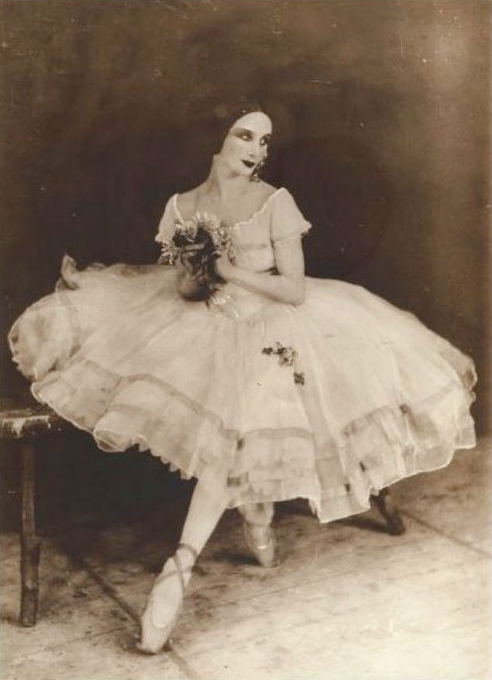 Анна Павлова в балетной пачке 