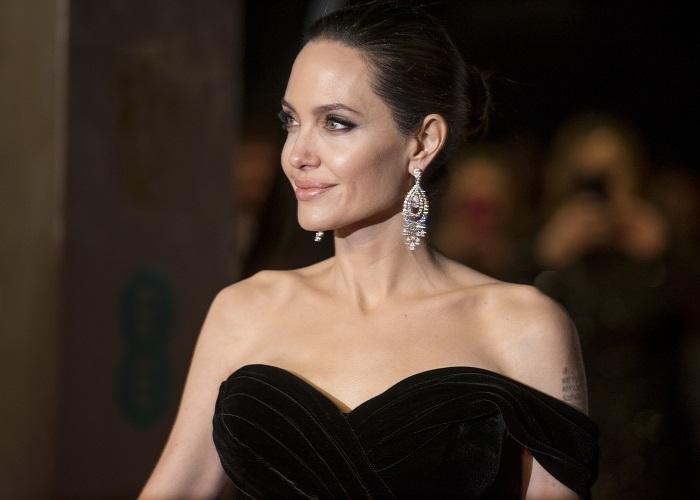 5 шагов, чтобы скопировать Анджелину Джоли 