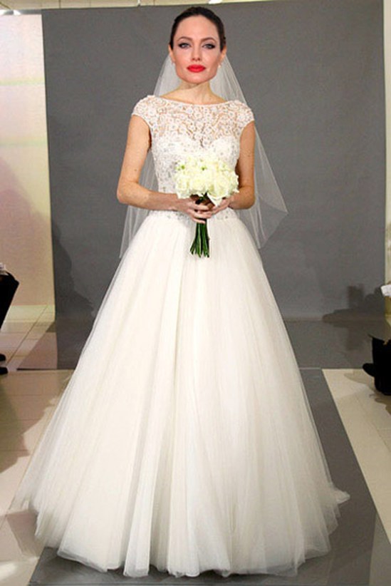 Свадебное платье Анджелины Джоли с пышной юбкой от THEIA