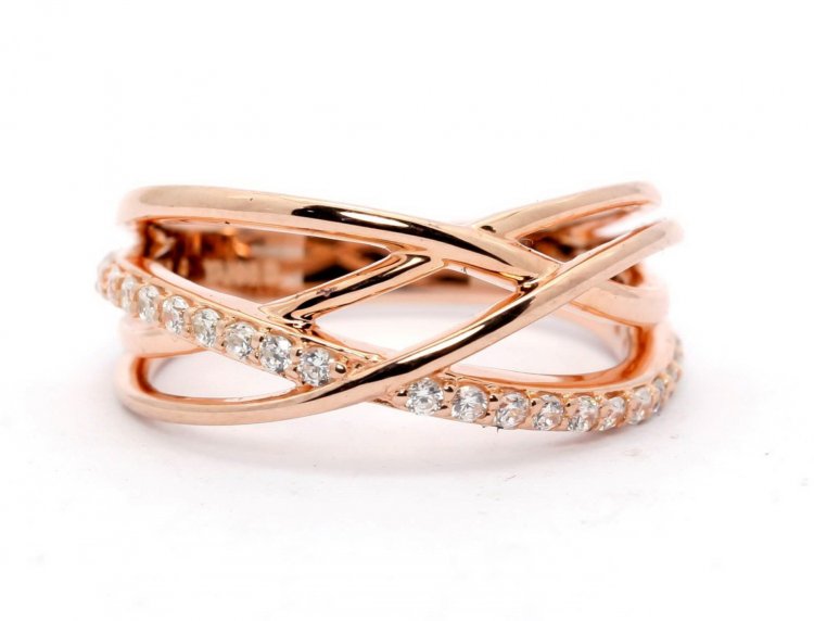 Обручальные кольца необычной формы