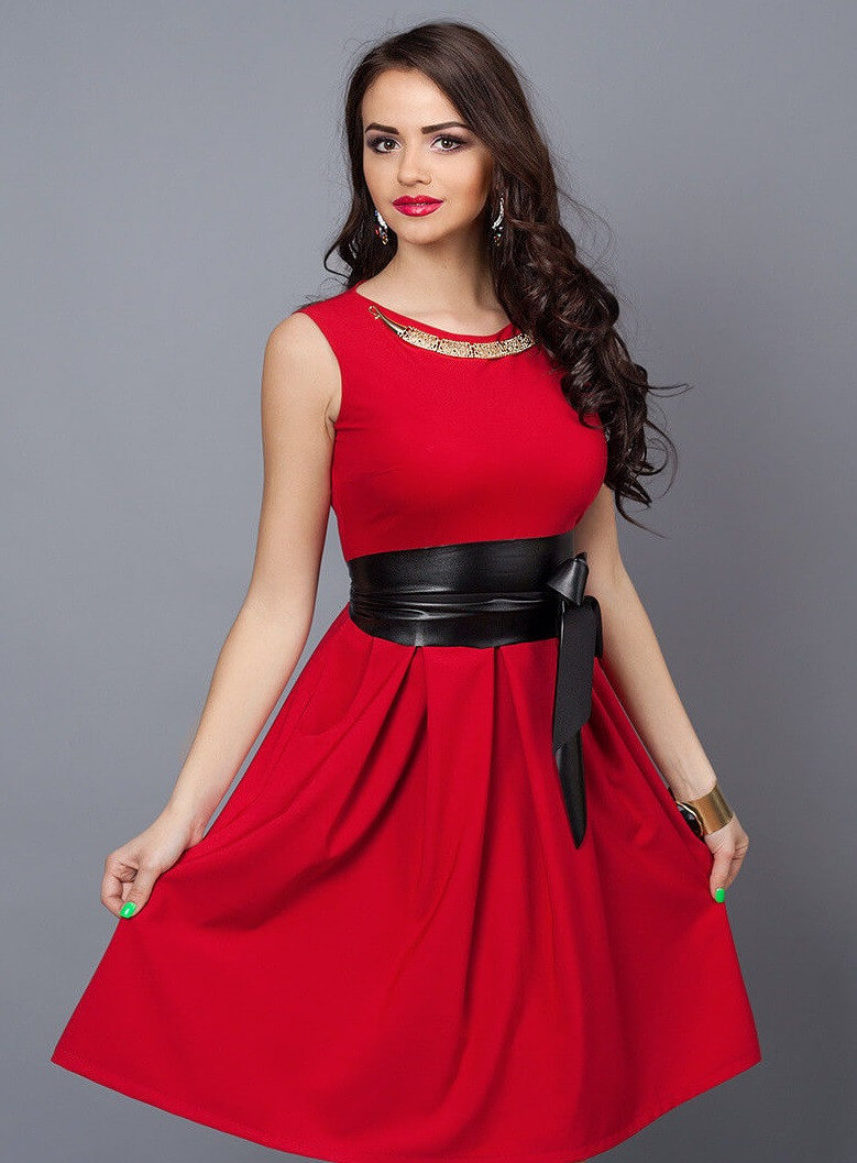 Аксессуары для красного платья - Перчатки и ремень