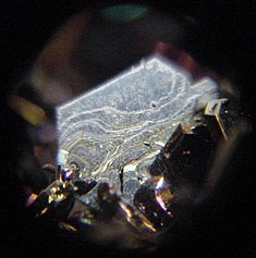 Moissanite-USGS-20-1001d-14x-.jpg