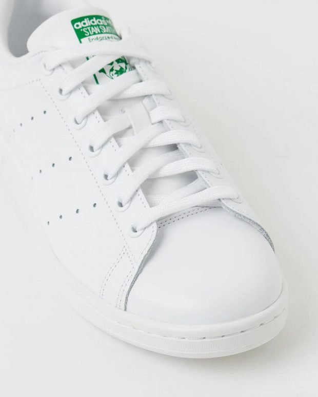 женские кроссовки 2019: белые adidas originals зеленый язычок