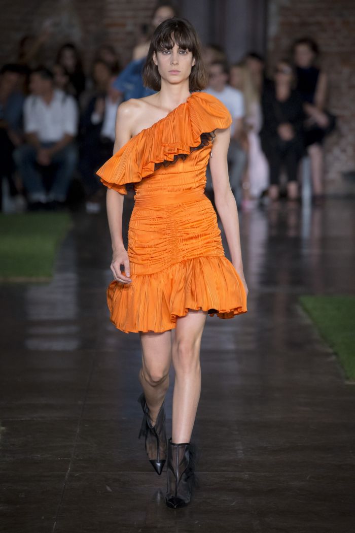Модное оранжевое платье MSGM