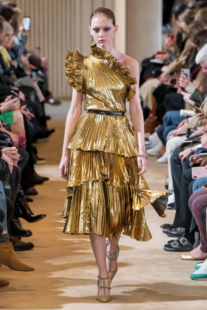 Золотое блестящее платье Altuzarra