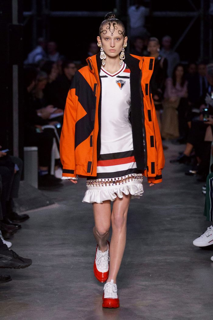Модная куртка осень-зима 2019-2020 из коллекции Burberry